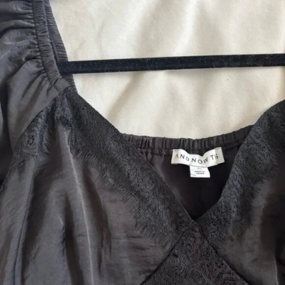 Black Puff Sleeve Blouse with Short Sleeves - Picture 5 of 5